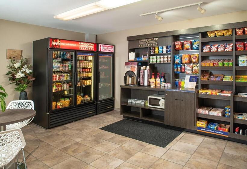 ホテル Candlewood Suites Bellevue By Ihg