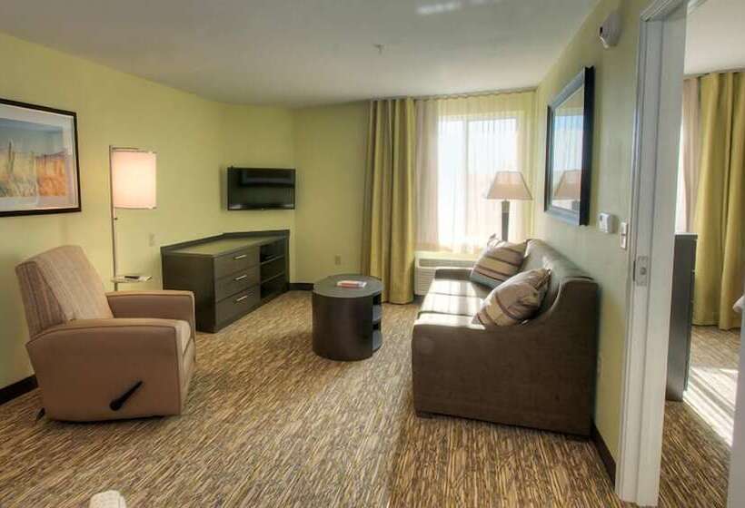 בית מלון כפרי Candlewood Suites Sioux City   Southern Hills, An Ihg