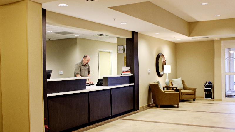 בית מלון כפרי Candlewood Suites Sioux City   Southern Hills, An Ihg