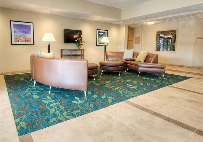 בית מלון כפרי Candlewood Suites Sioux City   Southern Hills, An Ihg