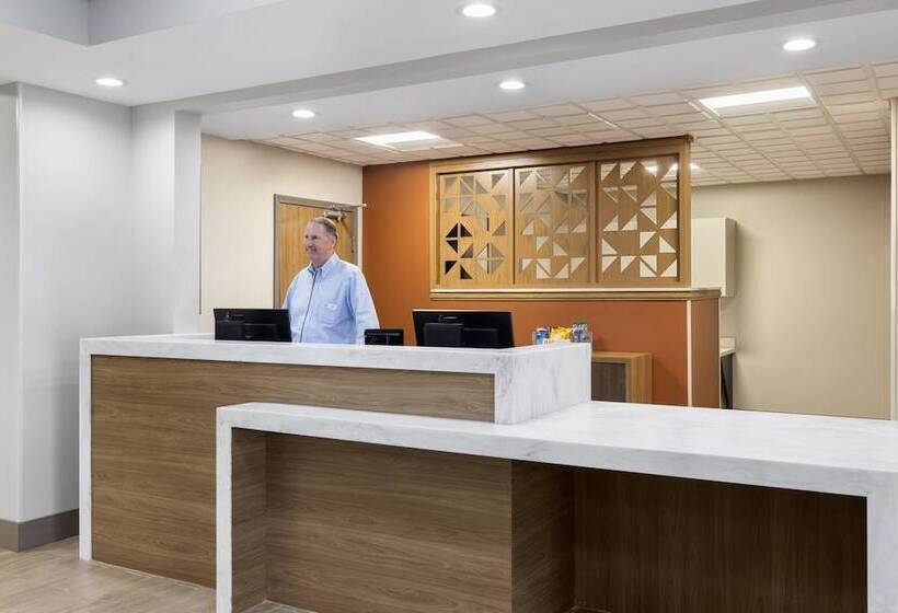 호텔 Candlewood Suites Sioux Falls, An Ihg