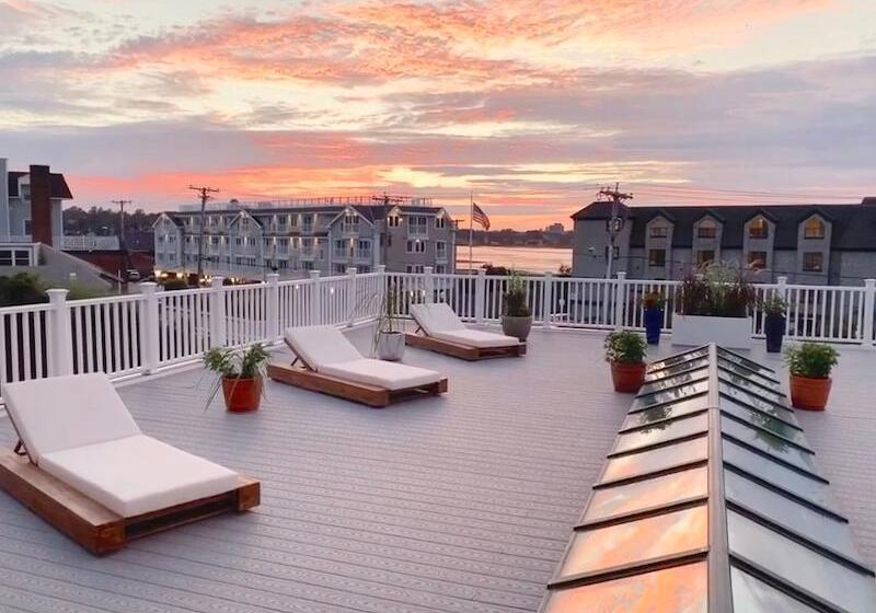 Отель Comfort Inn At Newport Beach Middletown