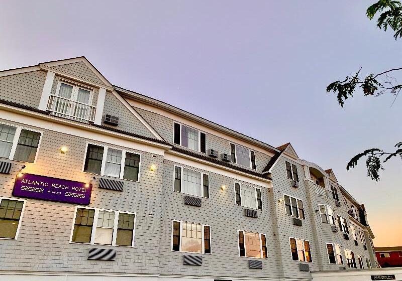 Отель Comfort Inn At Newport Beach Middletown