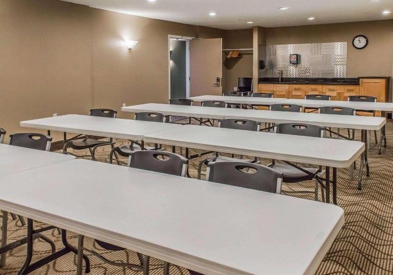 فندق Comfort Inn