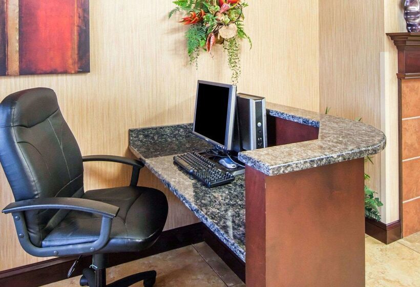 فندق Comfort Inn