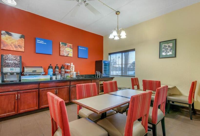 호텔 Comfort Inn Kissimmee-Lake Buena Vista South