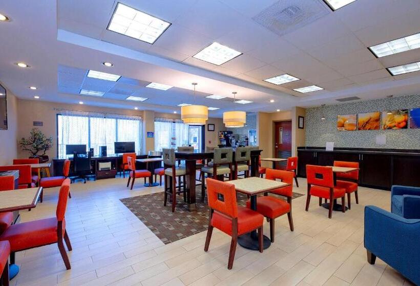 Hotel Comfort Inn Near Quantico Main Gate North
