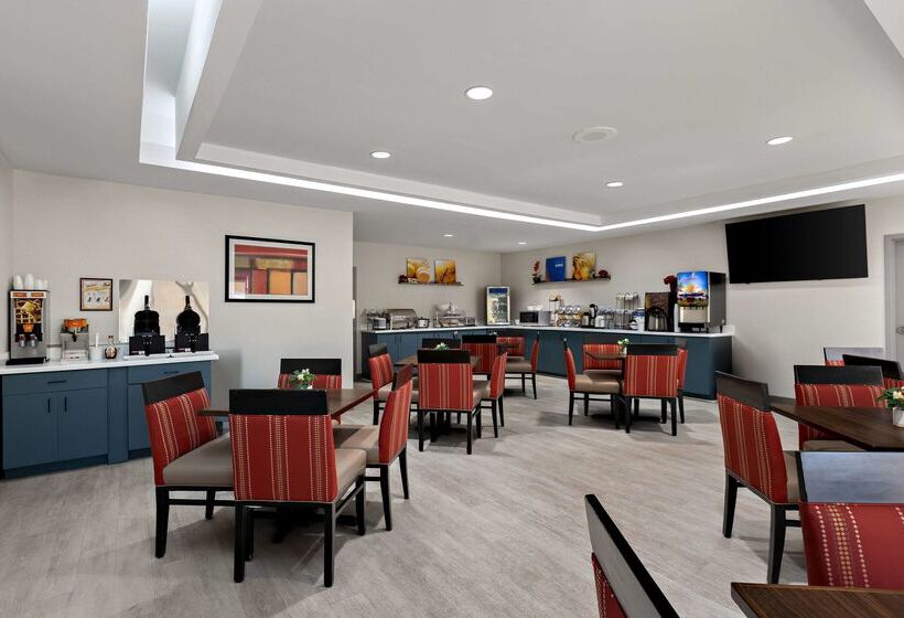 בית מלון כפרי Comfort Inn Powell   Knoxville North