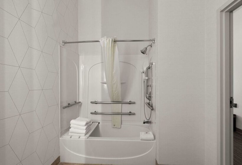 בית מלון כפרי Comfort Inn Powell   Knoxville North