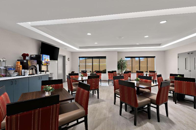 בית מלון כפרי Comfort Inn Powell   Knoxville North