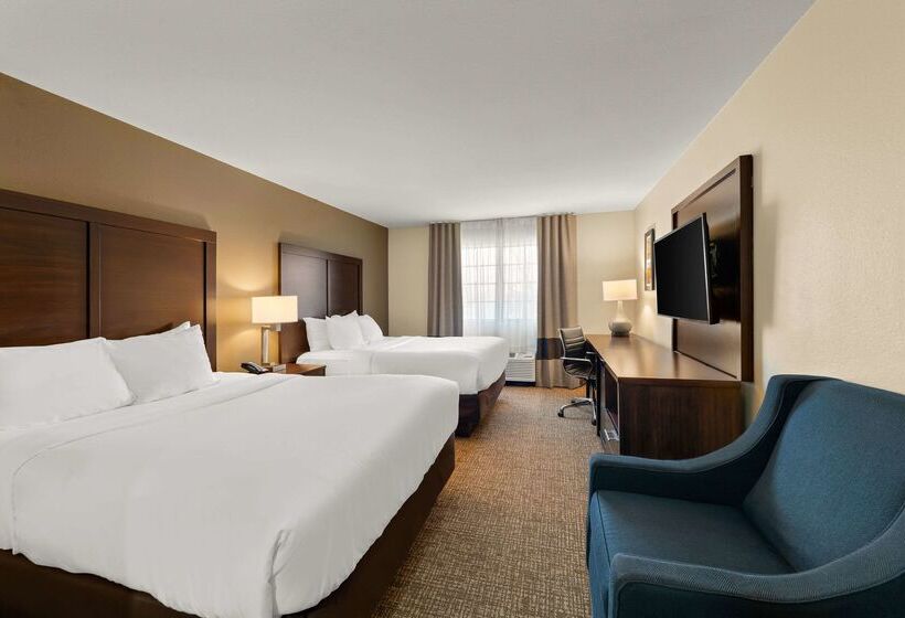 בית מלון כפרי Comfort Inn & Suites Atoka