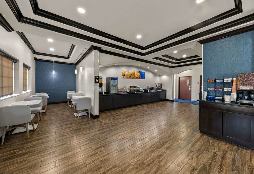 בית מלון כפרי Comfort Inn & Suites Atoka