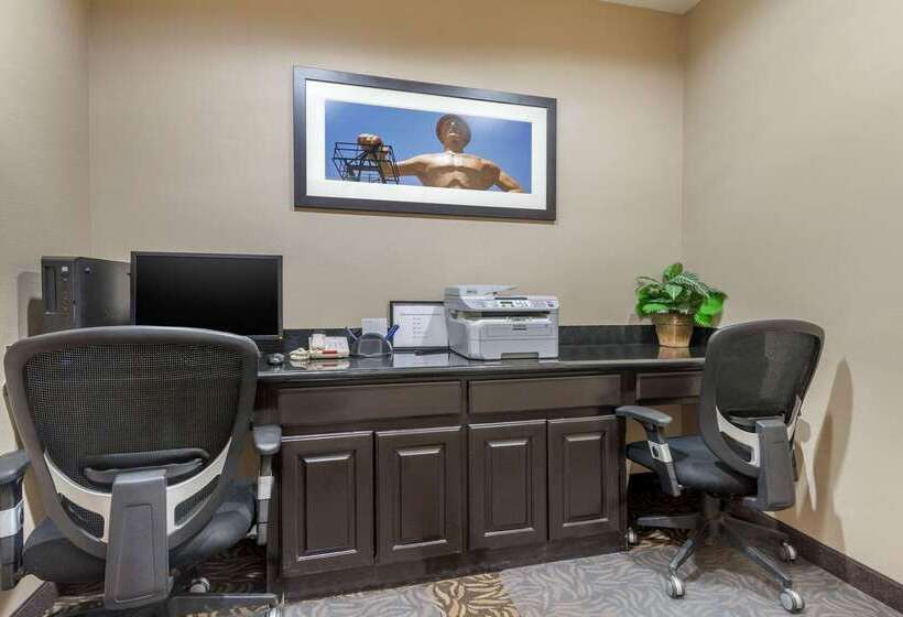 호텔 Comfort Inn & Suites Glenpool