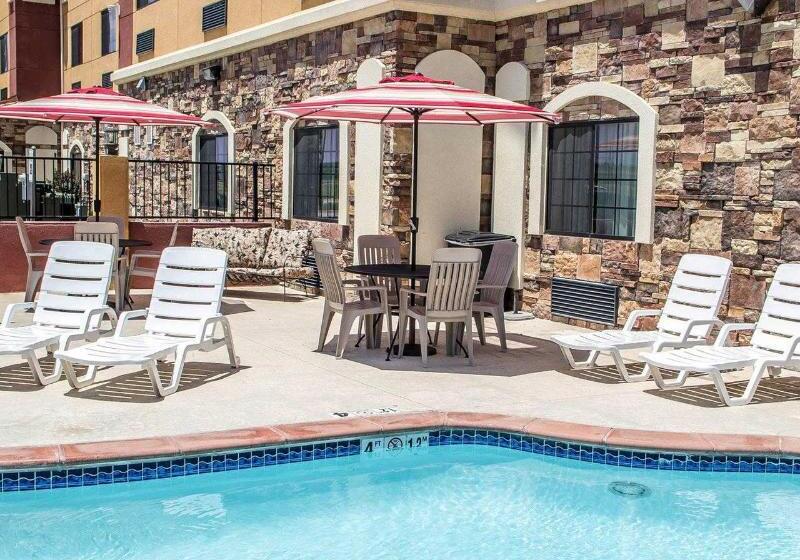 호텔 Comfort Inn & Suites Glenpool