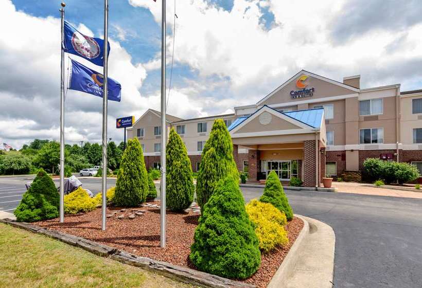 فندق Comfort Inn & Suites Hillsville I77