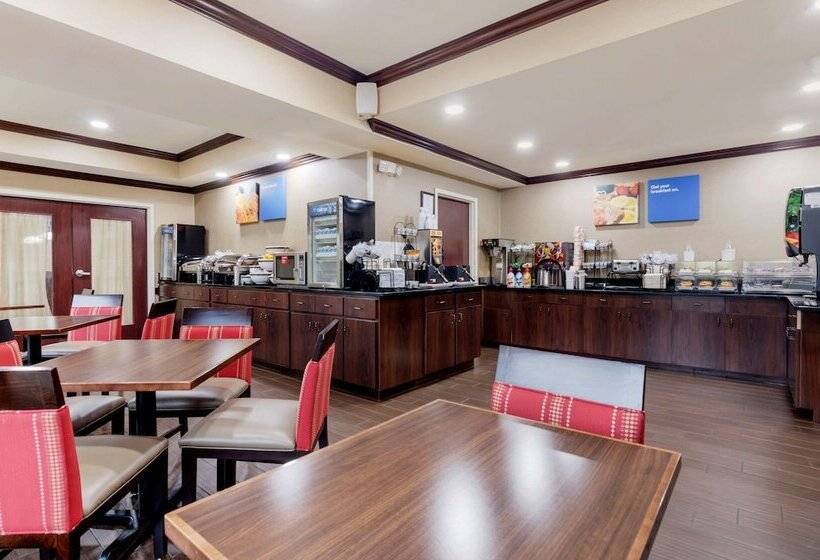فندق Comfort Inn & Suites Hillsville I77