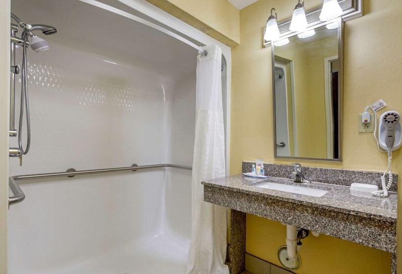 فندق Comfort Inn & Suites Hillsville I77