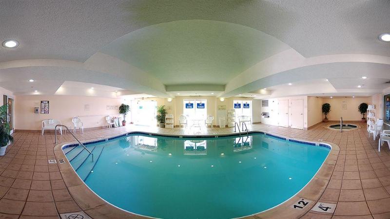 فندق Comfort Inn & Suites Hillsville I77