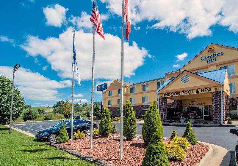فندق Comfort Inn & Suites Hillsville I77