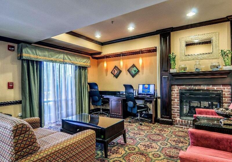 فندق Comfort Inn & Suites Hillsville I77