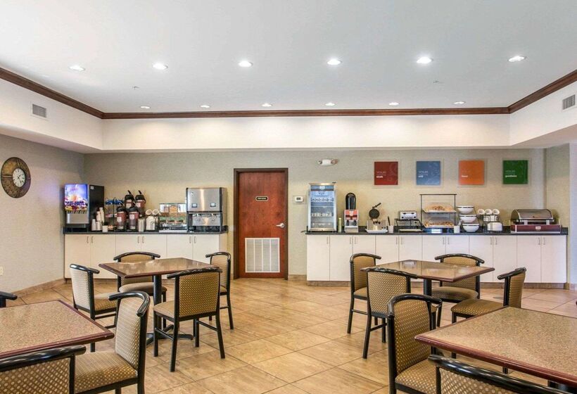 فندق Comfort Inn And Suites