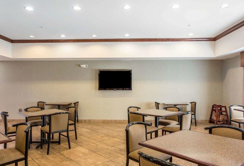 فندق Comfort Inn And Suites