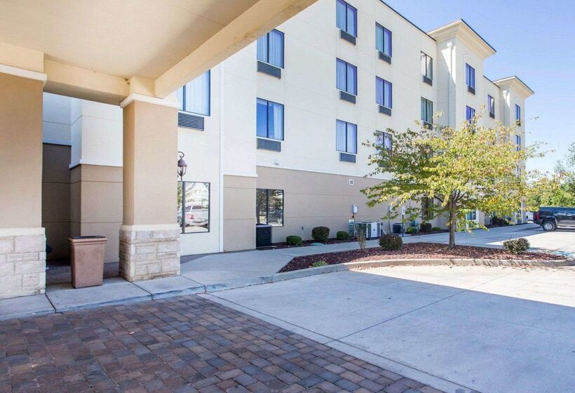 فندق Comfort Inn And Suites