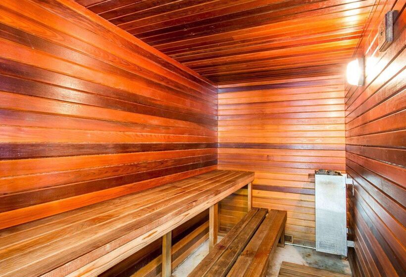 فندق Comfort Inn And Suites