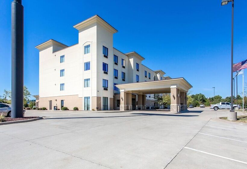 בית מלון כפרי Comfort Inn And Suites