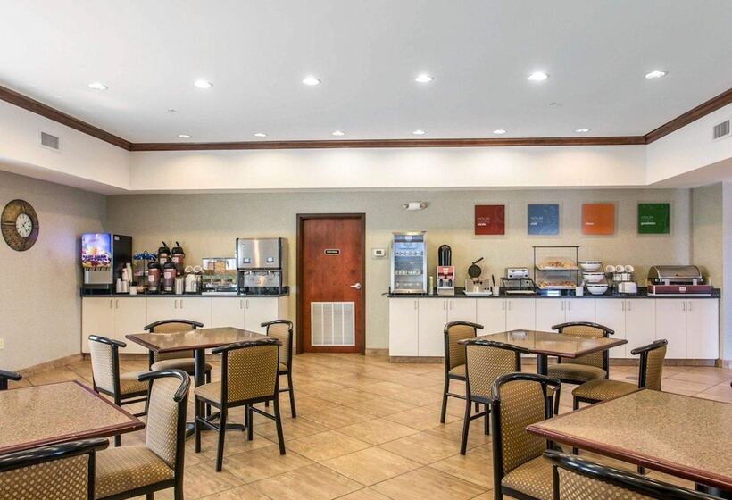 فندق Comfort Inn And Suites