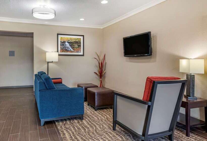 בית מלון כפרי Comfort Inn & Suites