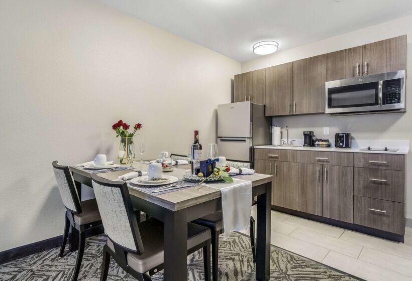 فندق Comfort Inn & Suites Pacific  Auburn