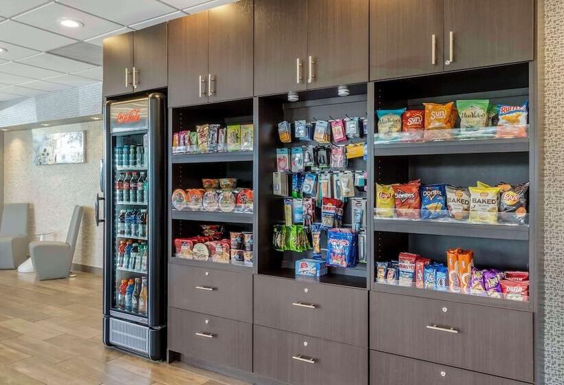 فندق Comfort Inn & Suites Pacific  Auburn