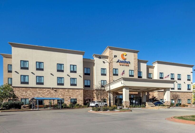 ホテル Comfort Suites Batesville