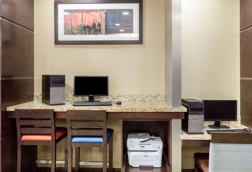 호텔 Comfort Suites Cotulla Near I35