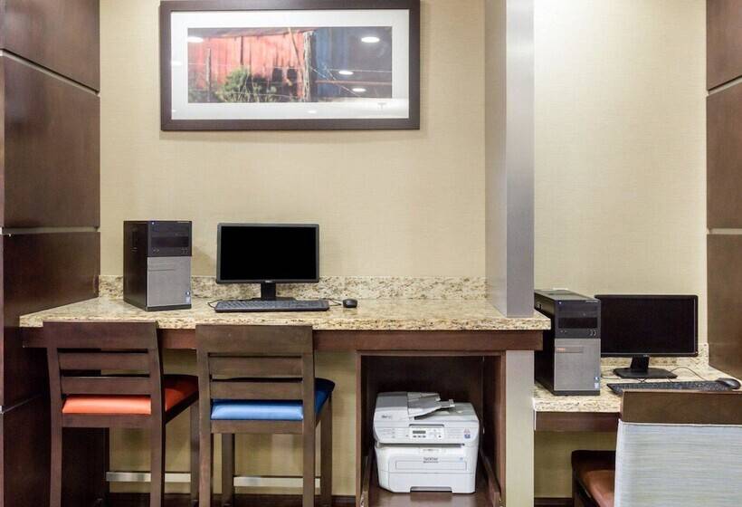 호텔 Comfort Suites Cotulla Near I35