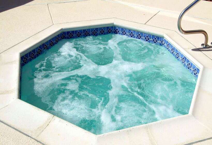 فندق Comfort Suites Idabel