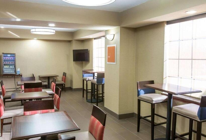 فندق Comfort Suites Idabel