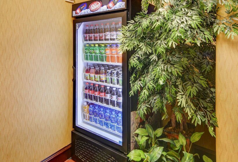 בית מלון כפרי Comfort Suites Kilgore