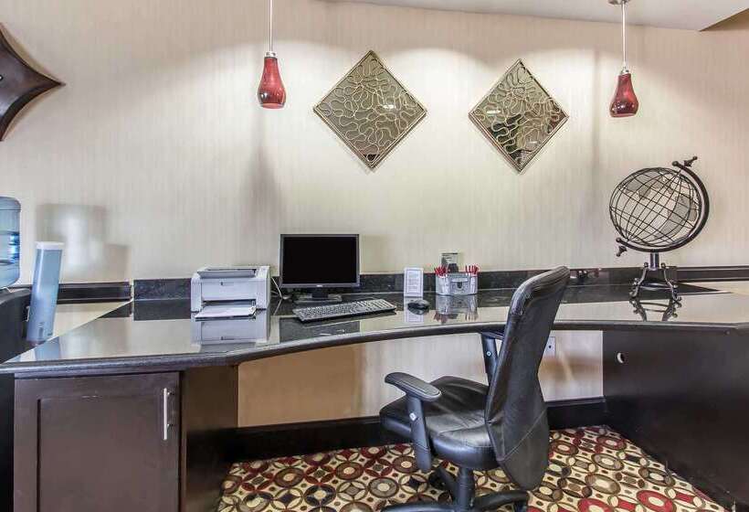 فندق Comfort Suites Lawton Near Fort Sill