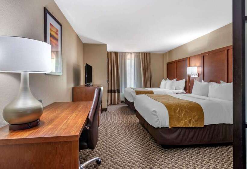 ホテル Comfort Suites Manhattan