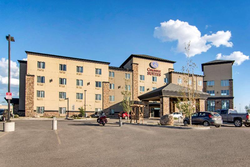 Отель Comfort Suites