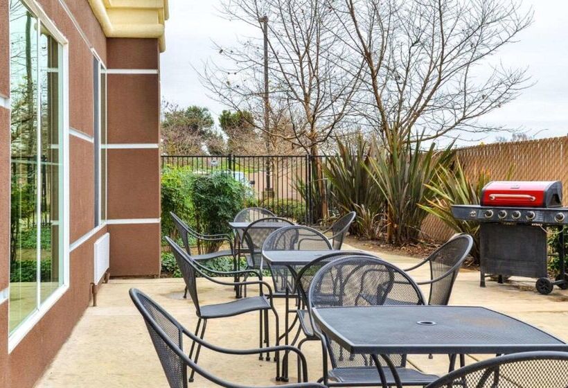 فندق Springhill Suites By Marriott Turlock