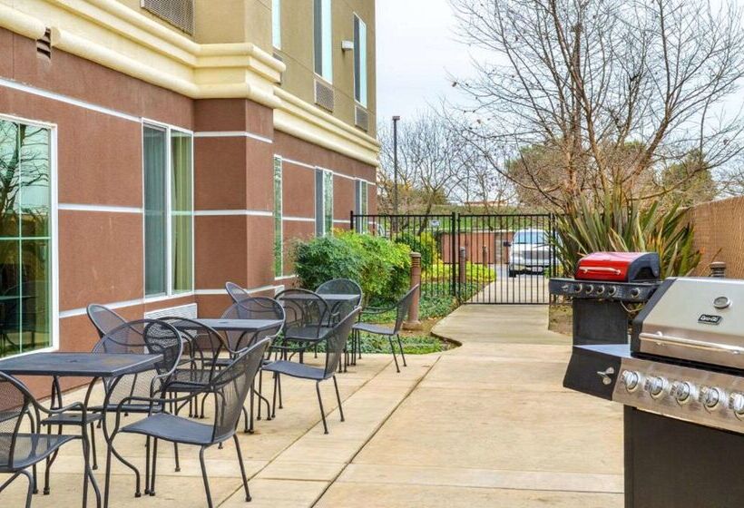 فندق Springhill Suites By Marriott Turlock