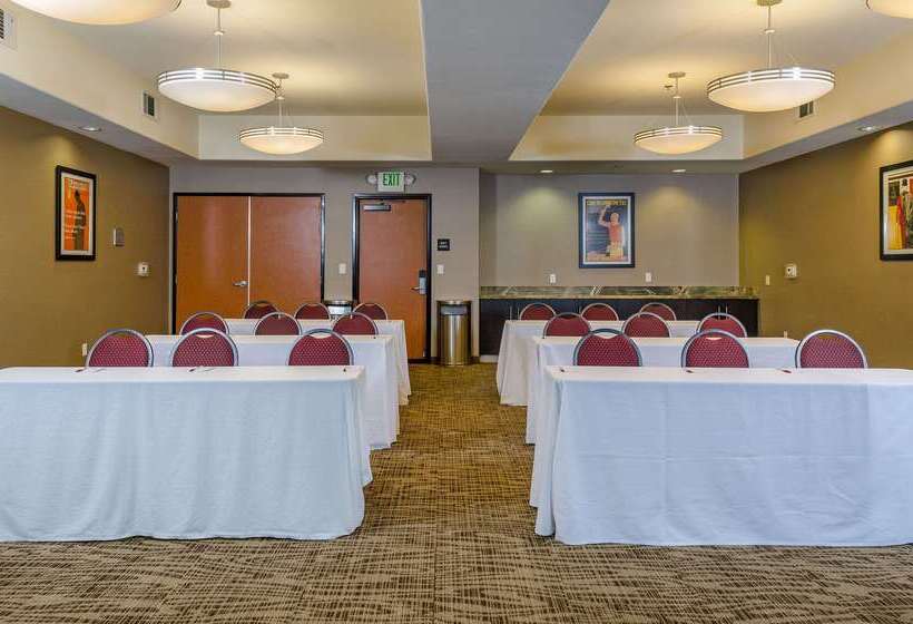 فندق Springhill Suites By Marriott Turlock