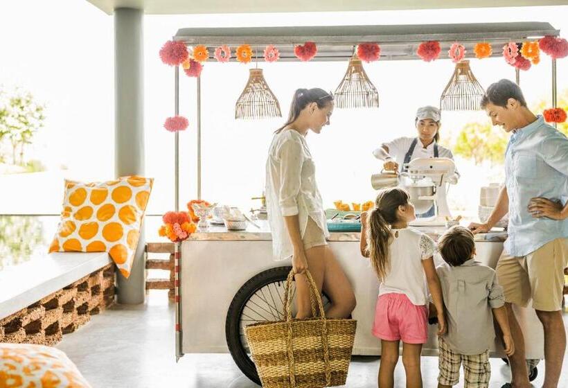 Hotelli Como Point Yamu, Phuket  Sha Extra Plus