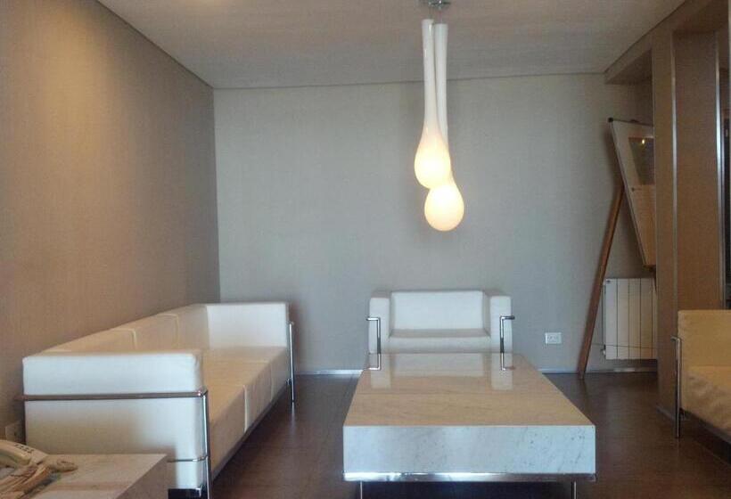 בית מלון כפרי Costanera