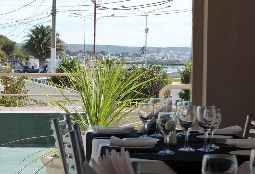 בית מלון כפרי Costanera