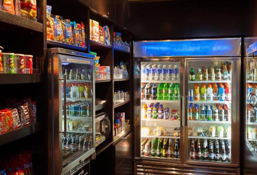 فندق Courtyard San Diego Central