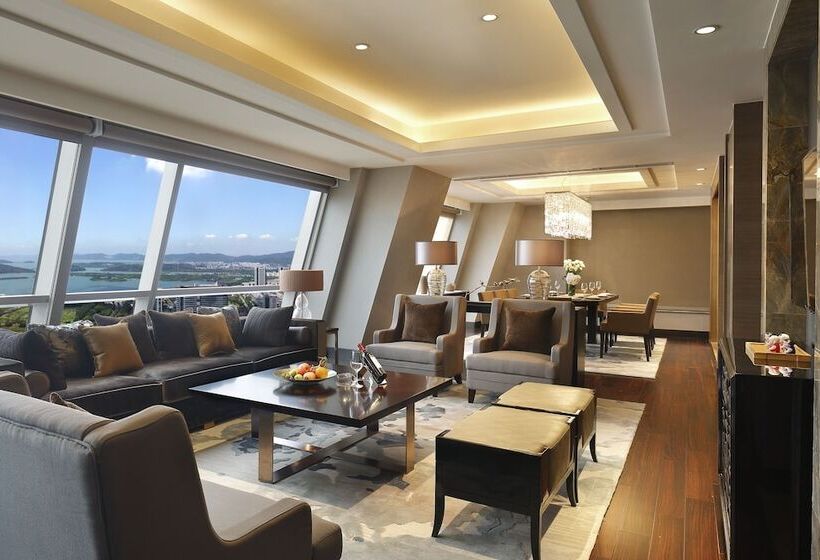 Отель Crowne Plaza Wuxi Taihu, An Ihg